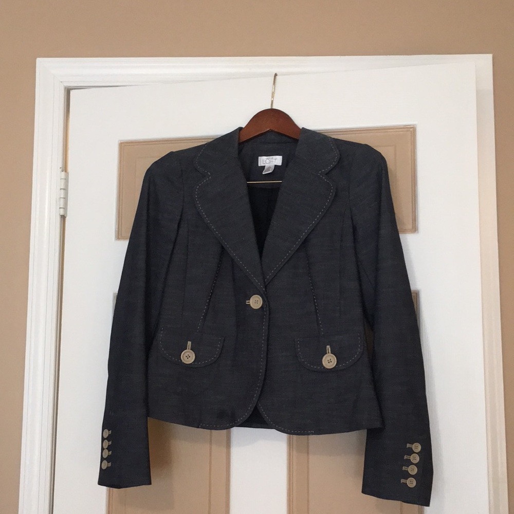 Woman’s pant suit